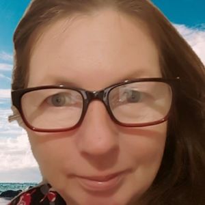 Meet your Posher, Timea